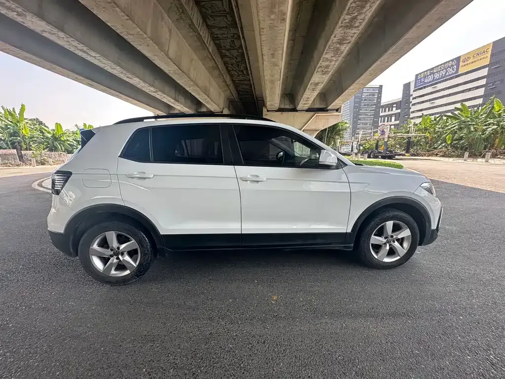 Volkswagen T-Cross — фото 6