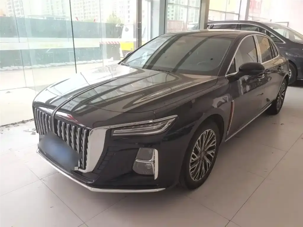 Hongqi H5 — фото 1