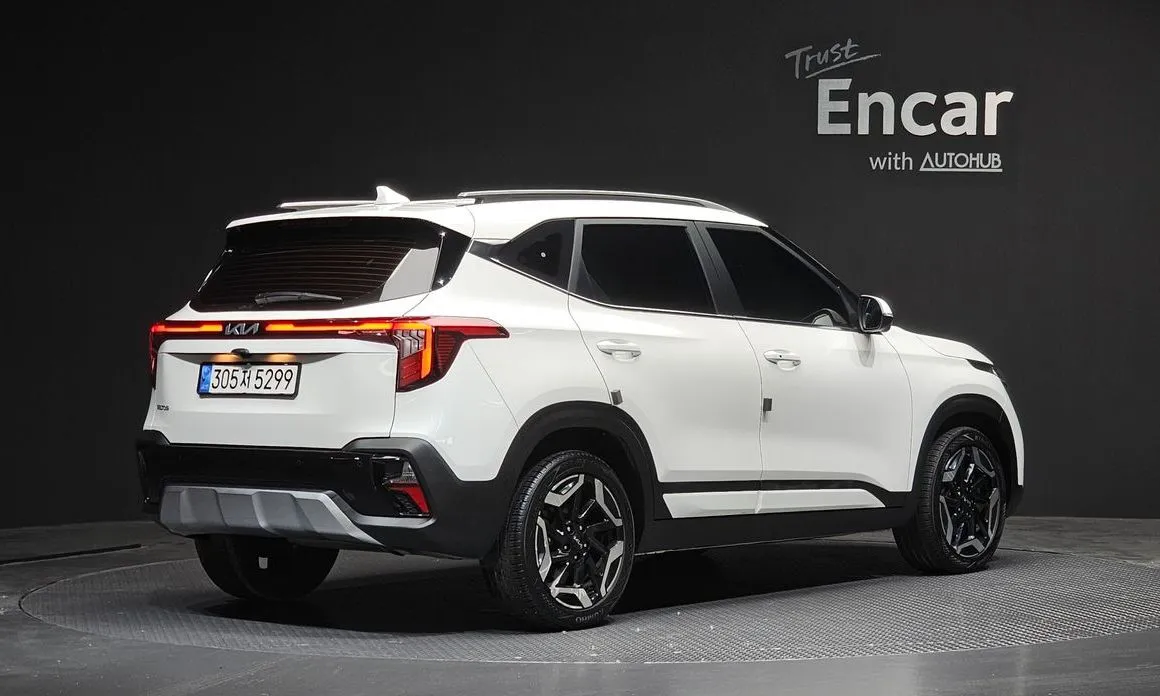 Kia Seltos 2023 из KR, фото 2