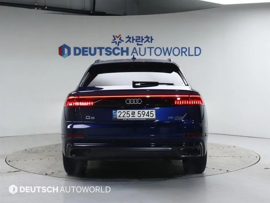 Audi Q8 2021 из KR, фото 2
