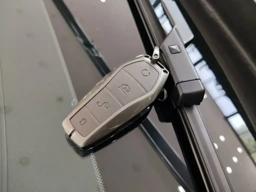 BYD Seal 07 DM-i 2025 из CN, фото 3