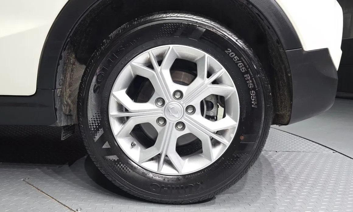 KG Mobility (Ssangyong) TIBOLI 2025 из KR, фото 4