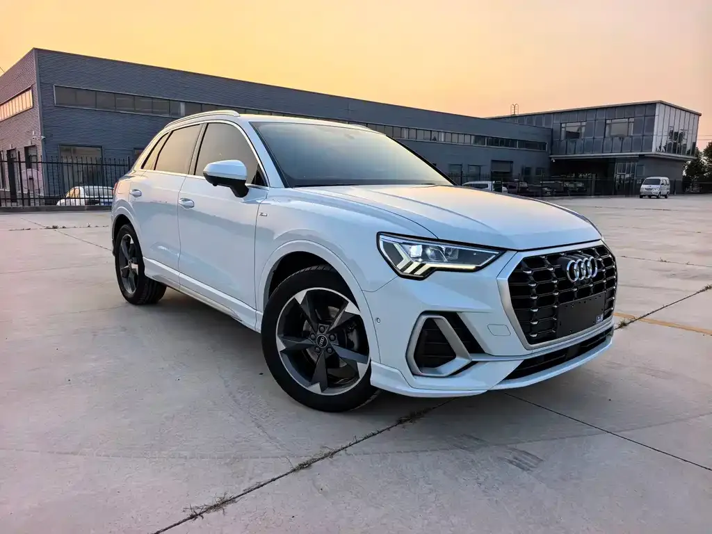 Audi Q3 — фото 5