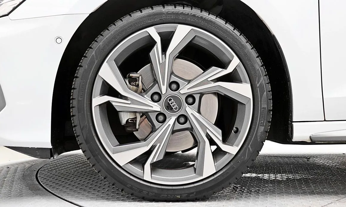 Audi A3 2023 из KR, фото 10