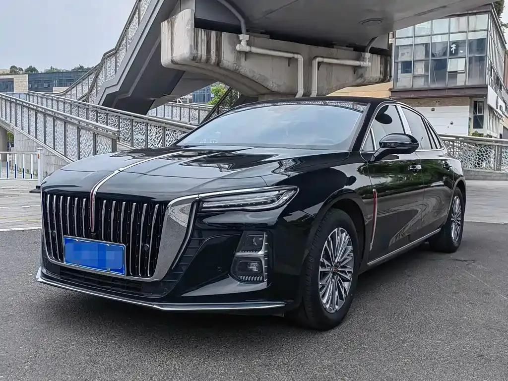 Hongqi H5 — фото 1
