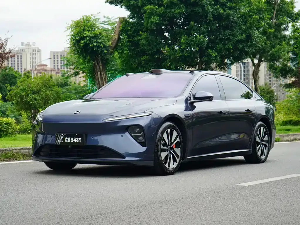NIO ET7