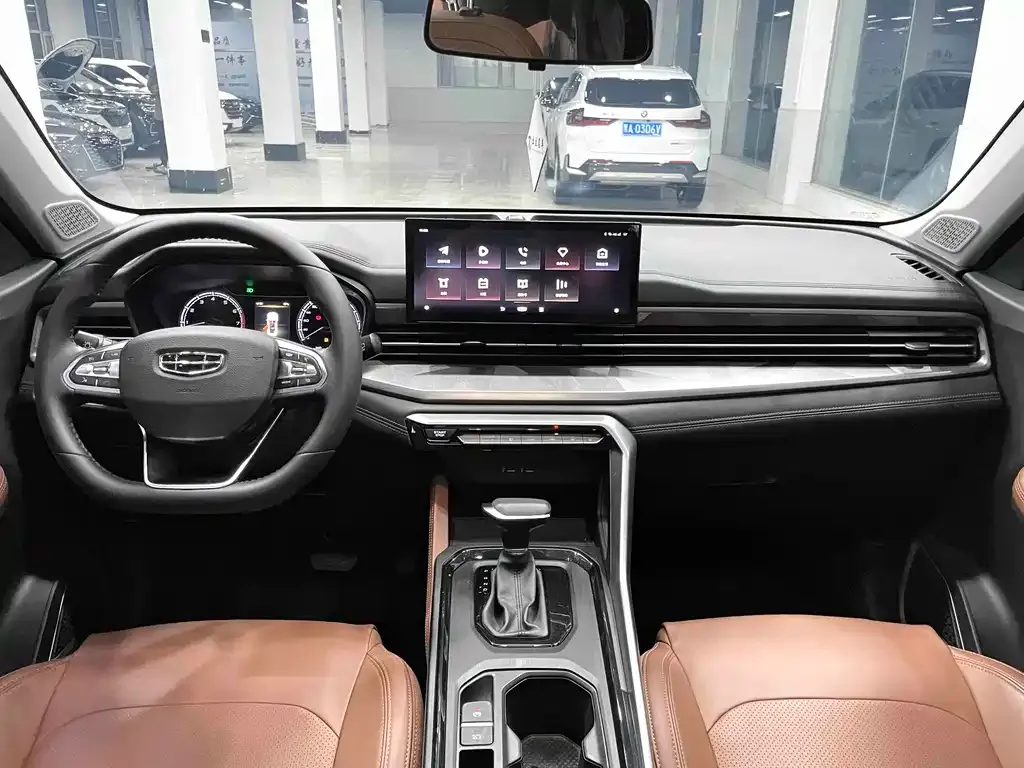 Geely Vision X6 — фото 8