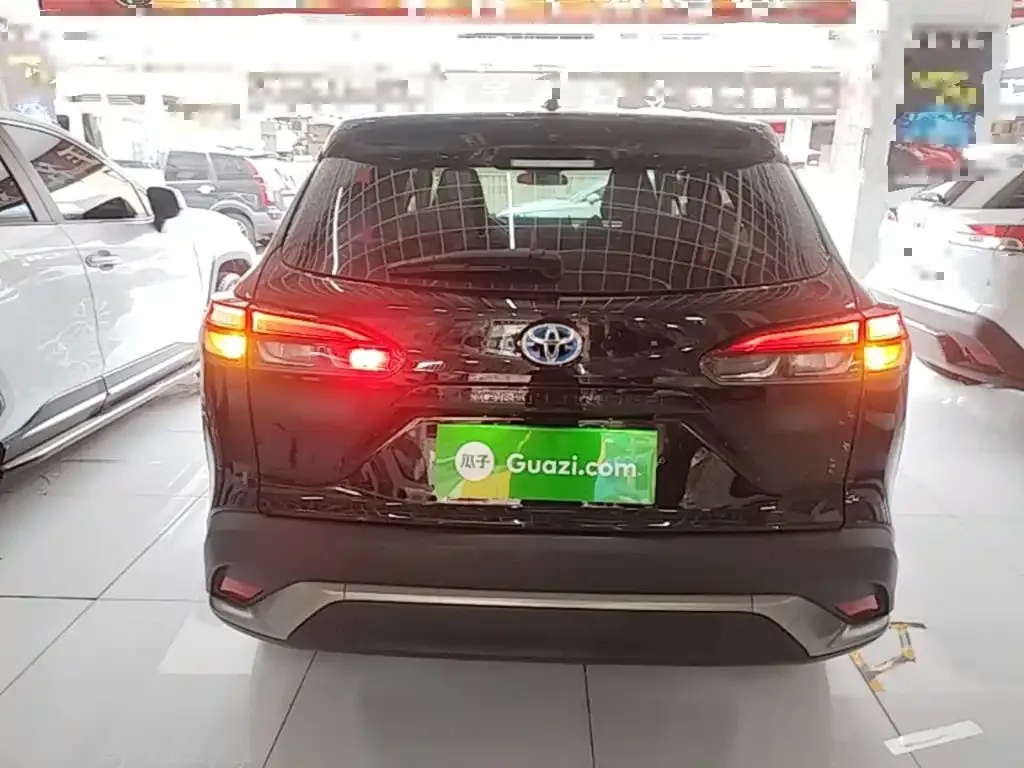 Toyota Frontlander 2023 из CN, фото 3
