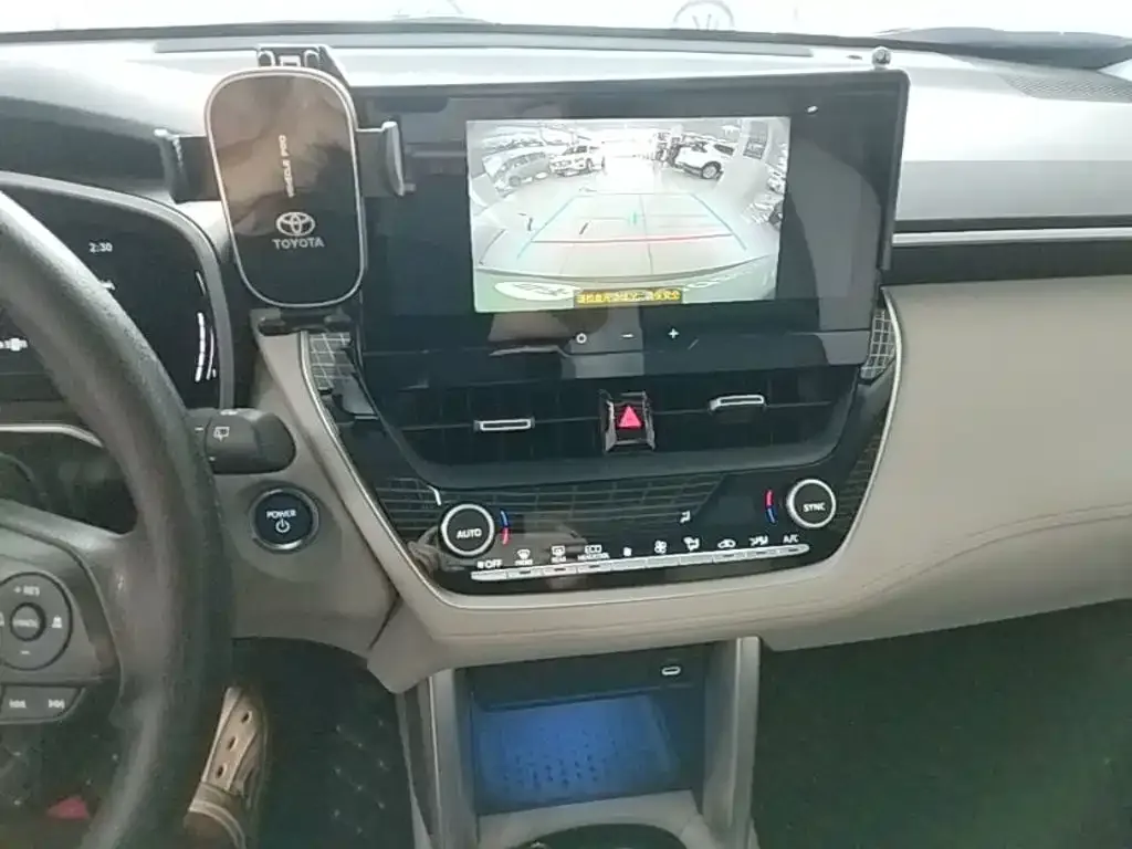 Toyota Frontlander 2023 из CN, фото 4