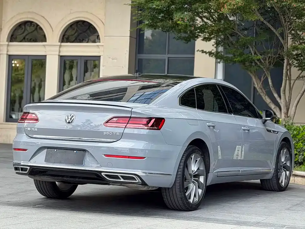 Volkswagen CC — фото 9