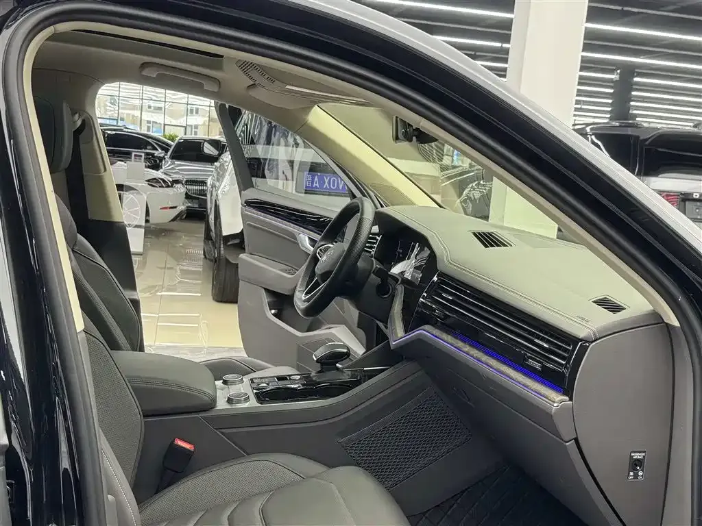 Volkswagen Touareg 2023 из CN, фото 6