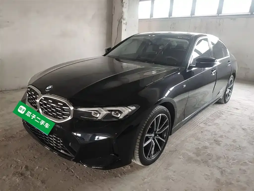 BMW 3 Series — фото 1