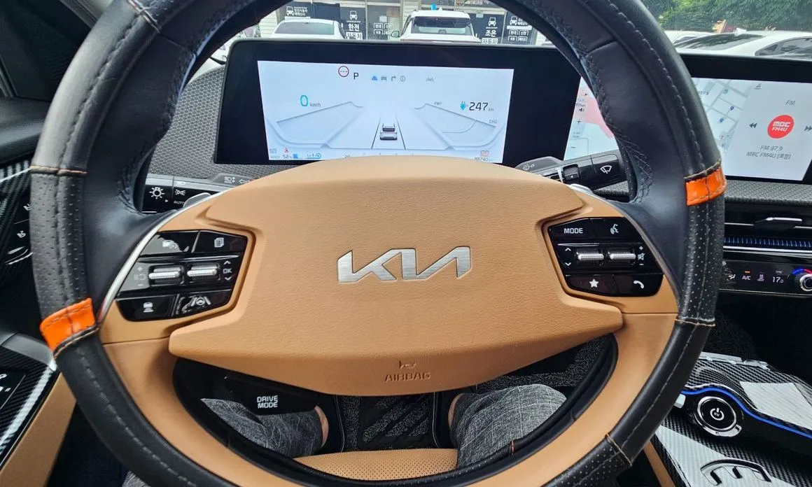 Kia EV6 2023 из KR, фото 2