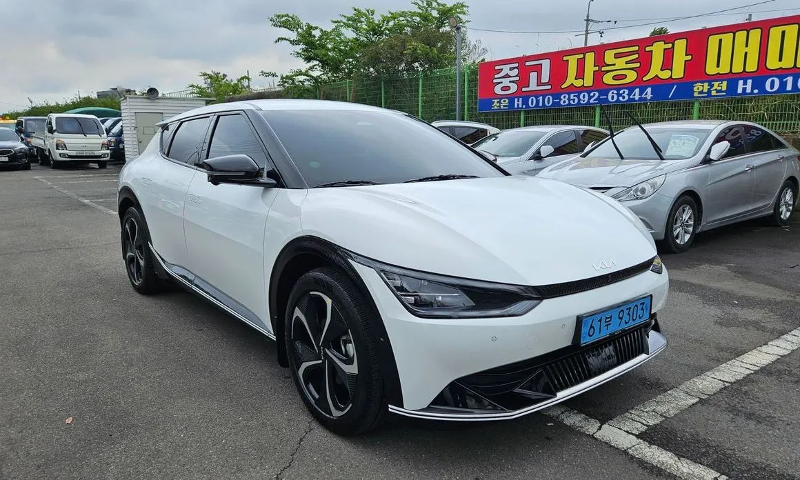 Kia EV6 2023 из KR, фото 9