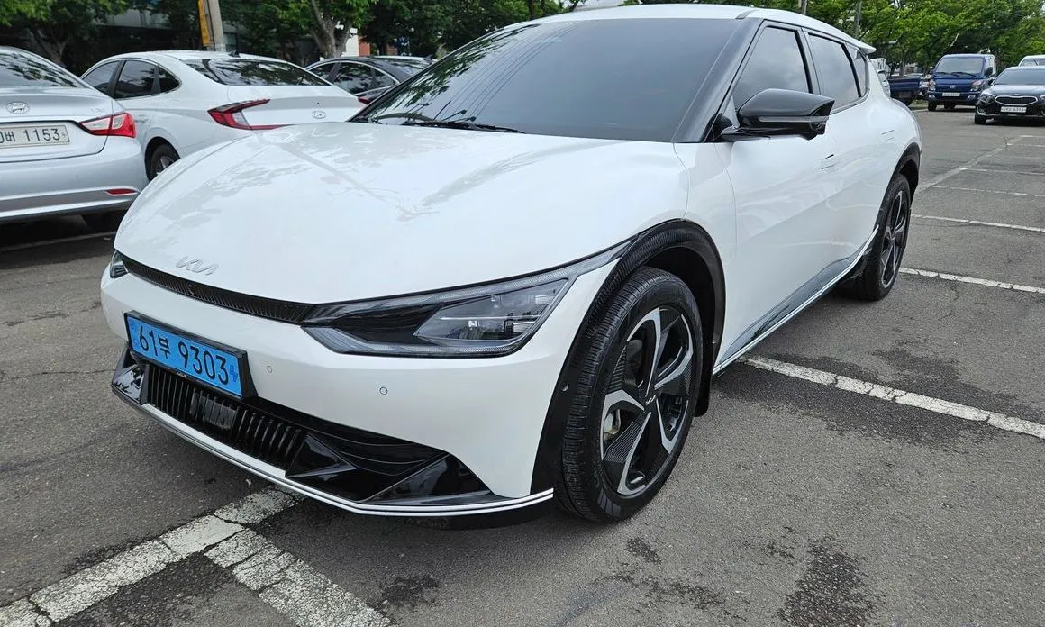 Kia EV6 2023 из KR, фото 8