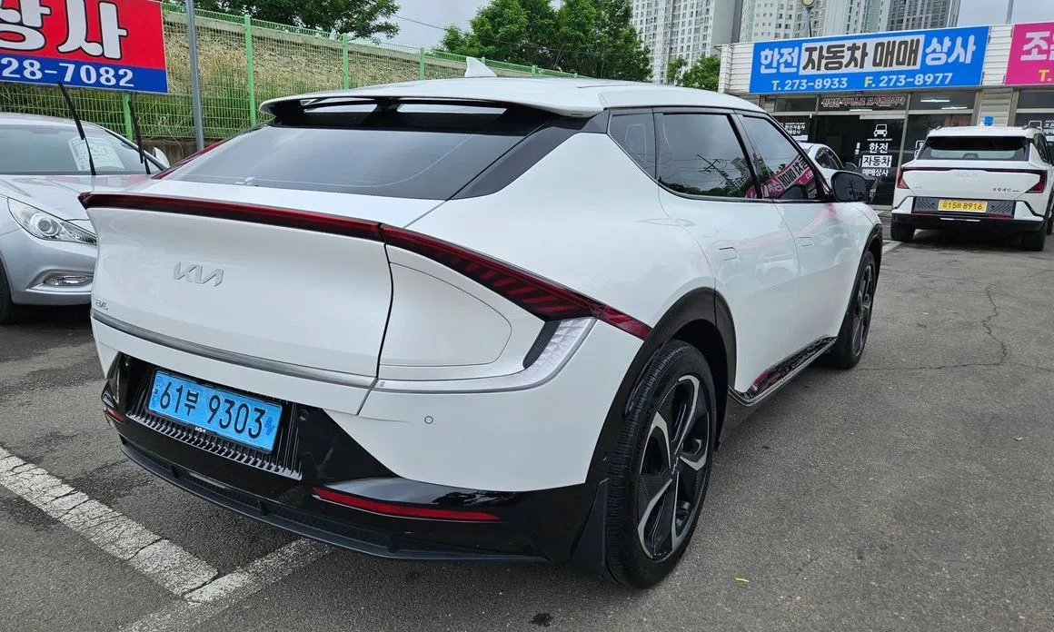 Kia EV6 2023 из KR, фото 7