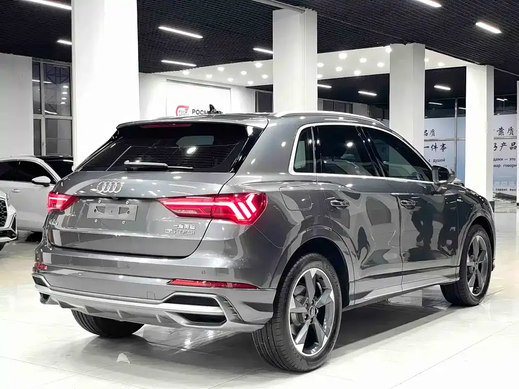 Audi Q3 — фото 10