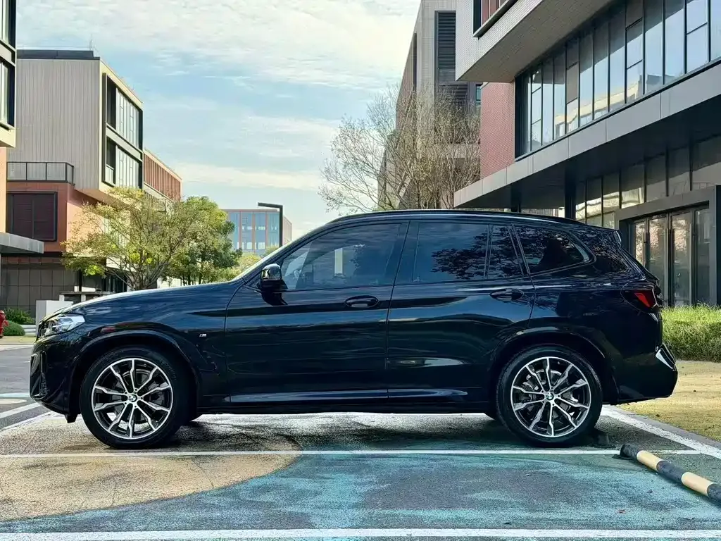 BMW X3 — фото 8