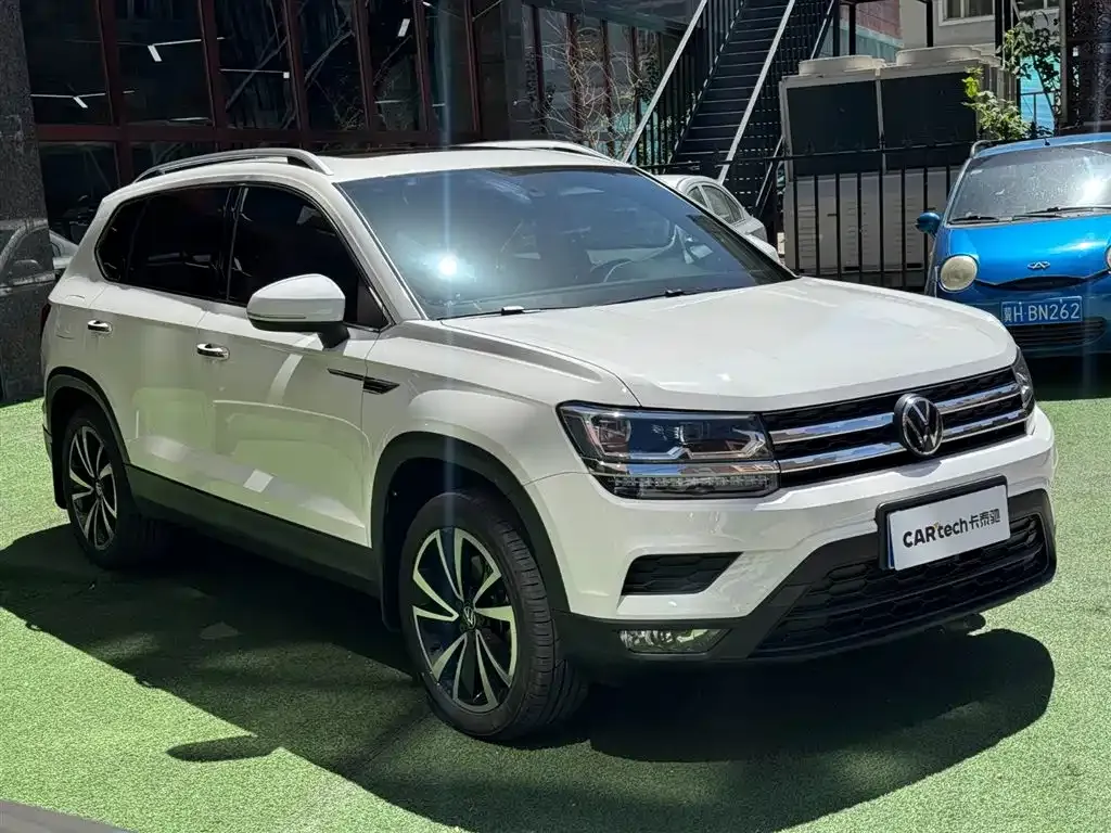 Volkswagen Tharu — фото 7
