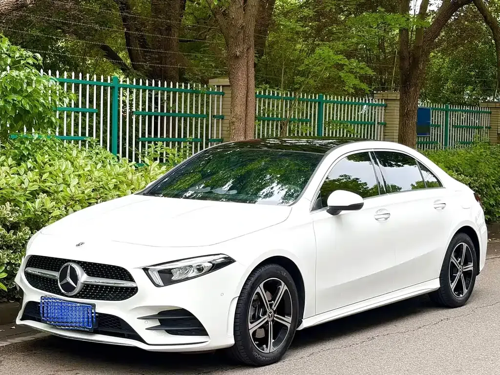 Mercedes-Benz A-Class — фото 1