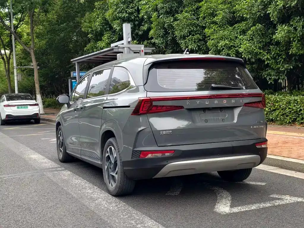 Hyundai Custo — фото 4