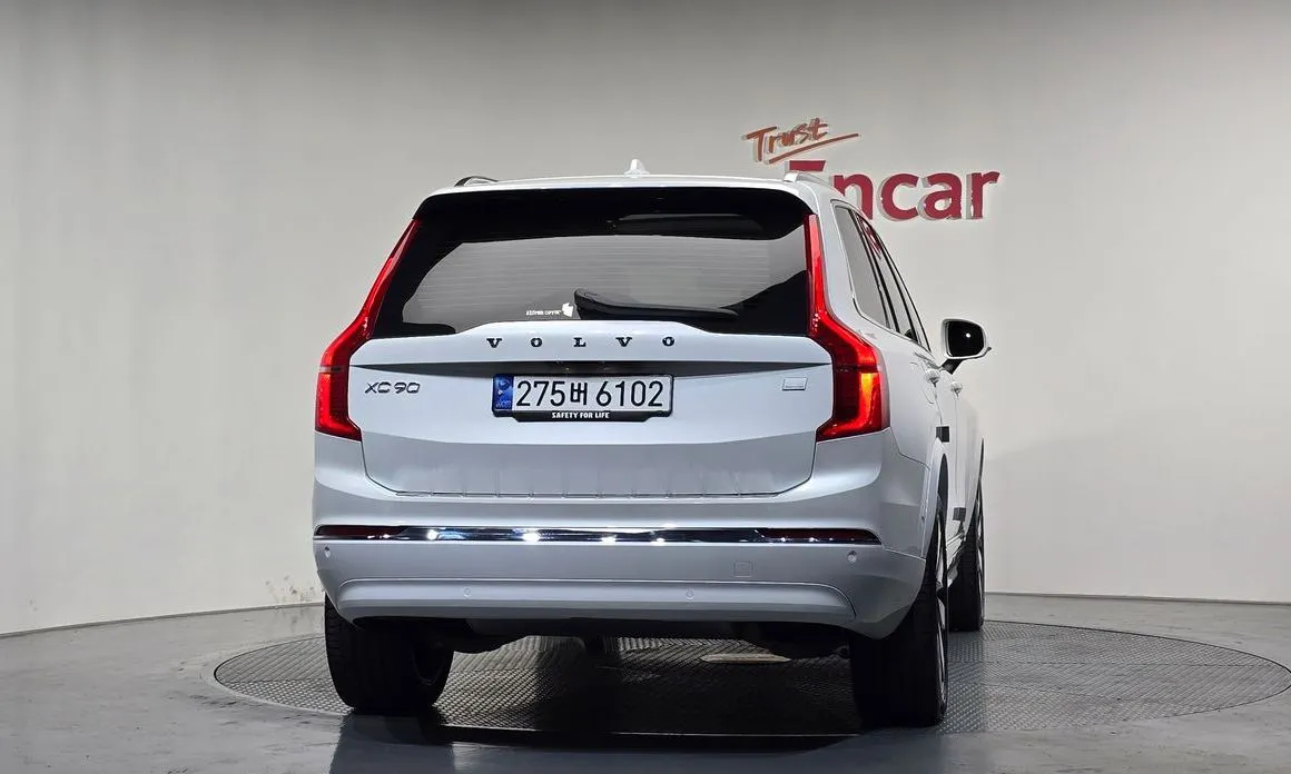Volvo XC90 — фото 3