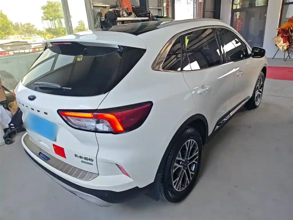 Ford Escape 2023 из CN, фото 6