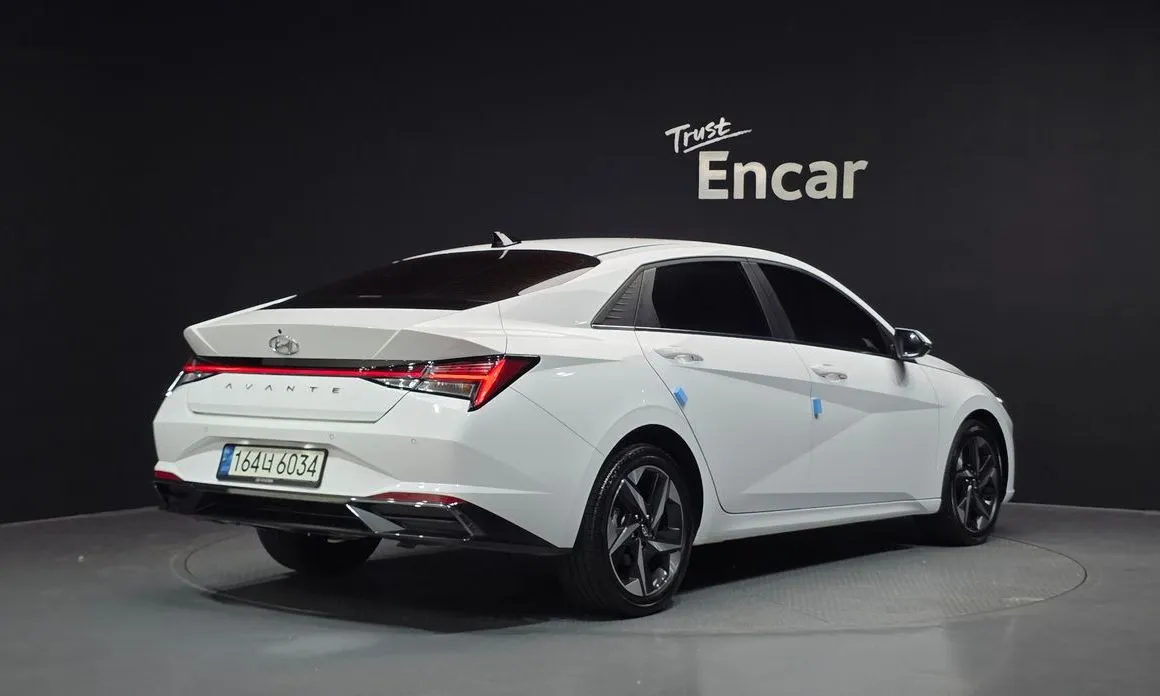 Hyundai AVANTE 2021 из KR, фото 2