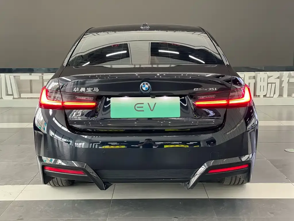 BMW i3 — фото 8