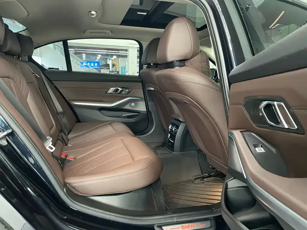 BMW i3 — фото 9
