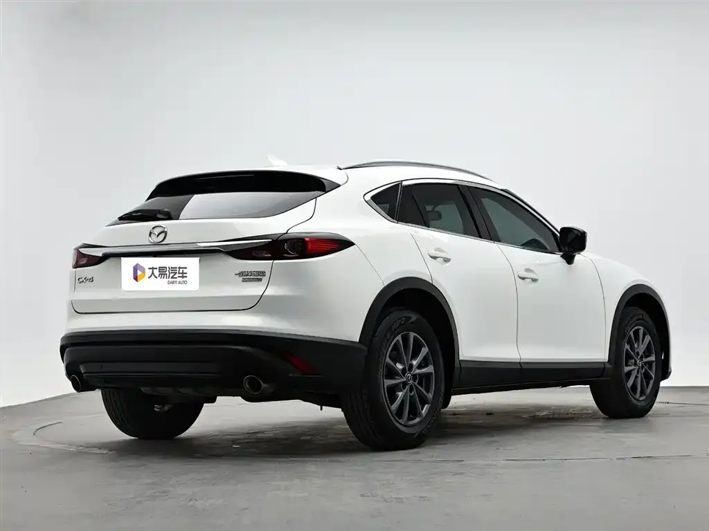 Mazda CX-4 — фото 4