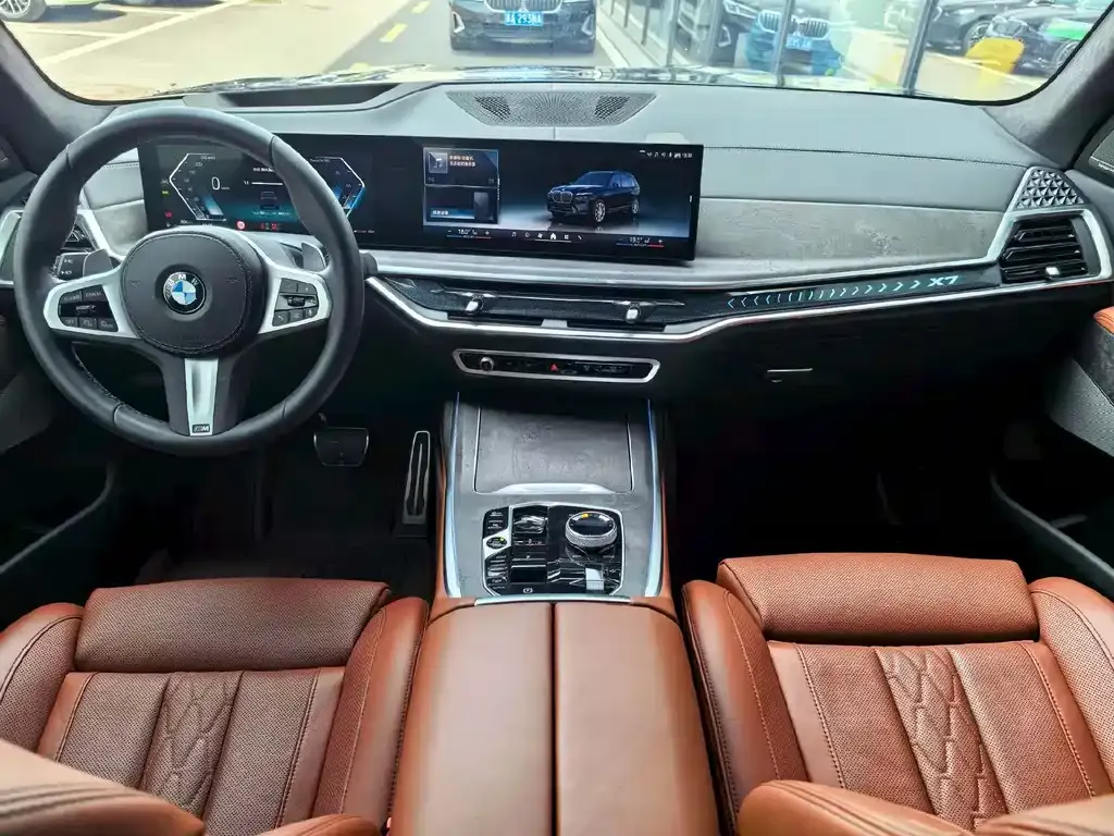 BMW X7 — фото 4