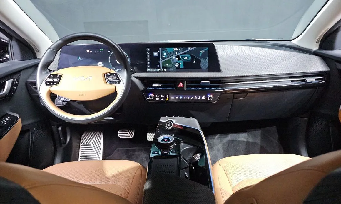 Kia EV6 — фото 4