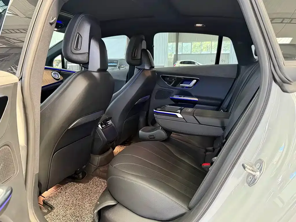 Mercedes-Benz EQE 2023 из CN, фото 2