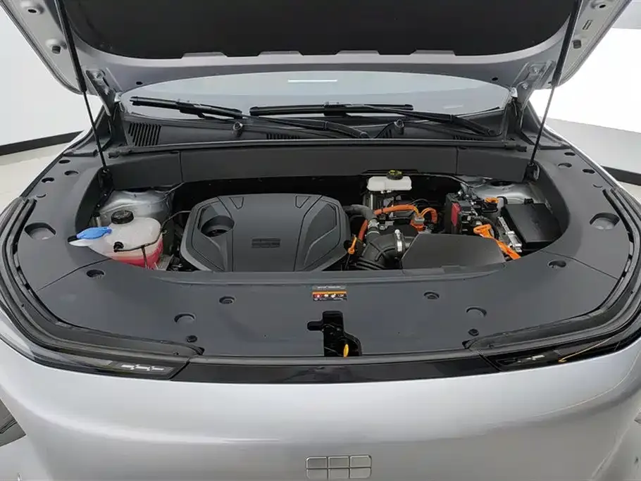Geely Galaxy L7 — фото 3