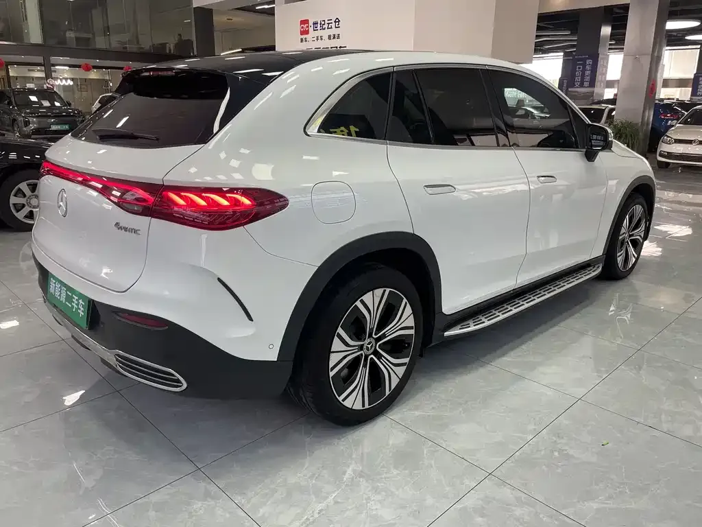 Mercedes-Benz EQE SUV 2023 из CN, фото 3