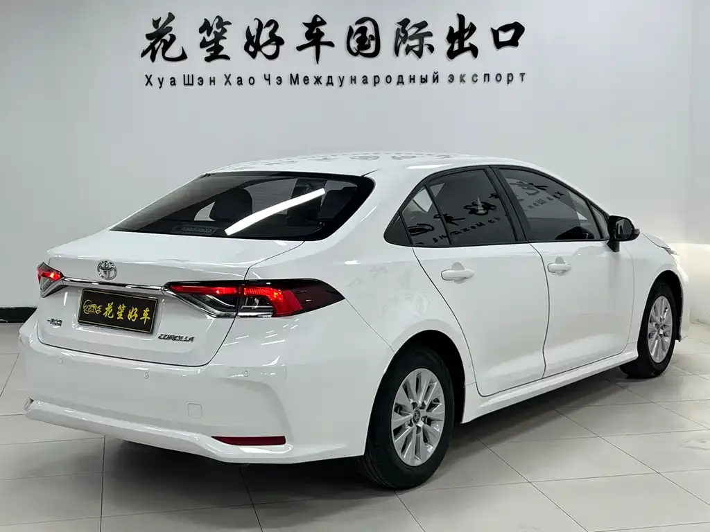 Toyota Corolla 2023 из CN, фото 10
