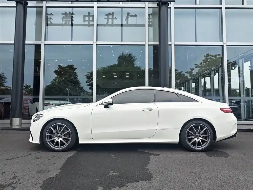 Mercedes-Benz E-Class (Import) — фото 2