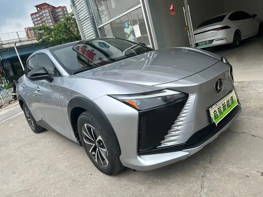 Lexus RZ 2023 из CN, фото 8