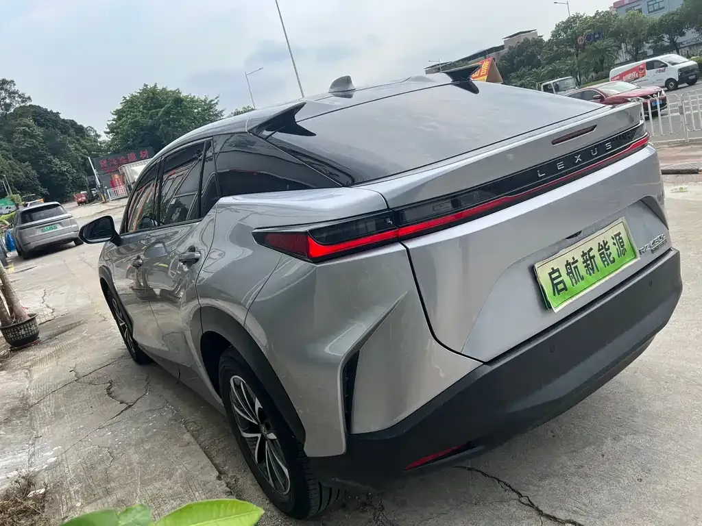 Lexus RZ 2023 из CN, фото 5