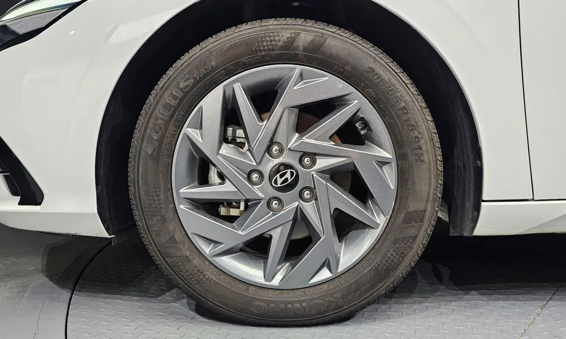 Hyundai AVANTE — фото 7