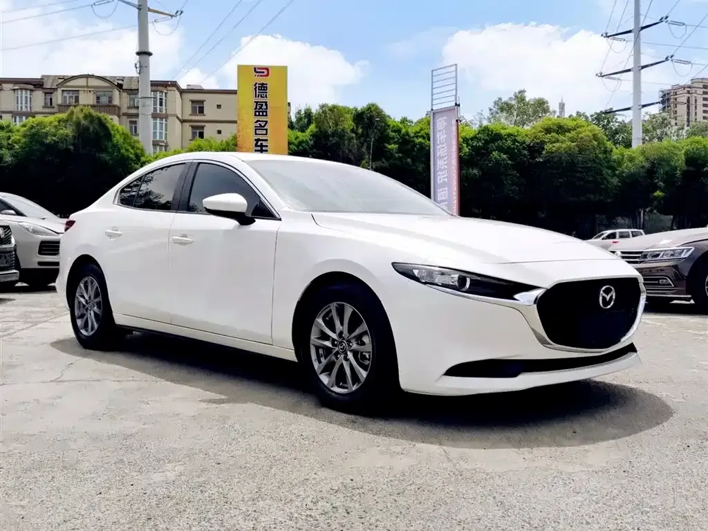 Mazda 3 Axela — фото 2