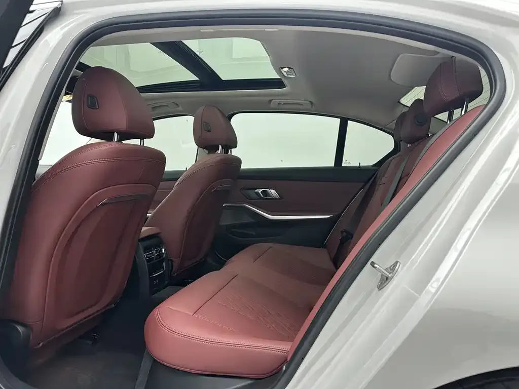 BMW 3 Series — фото 10