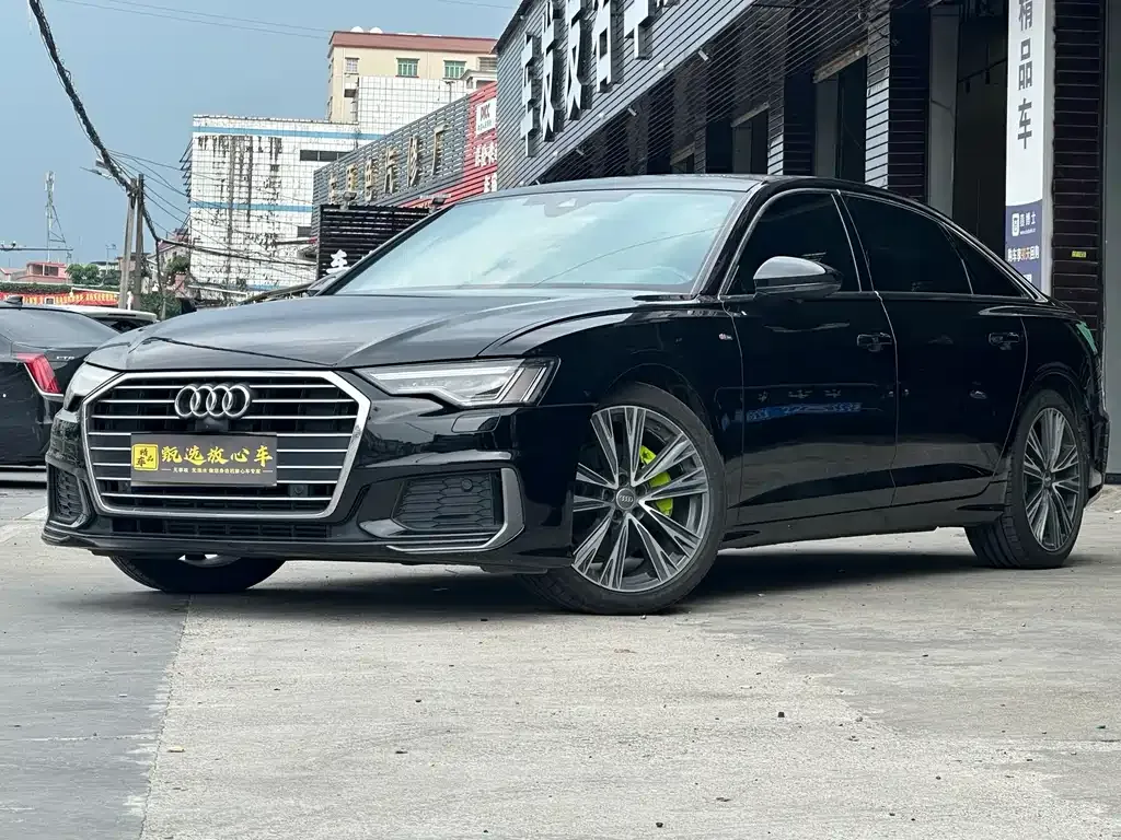 Audi A6L — фото 1