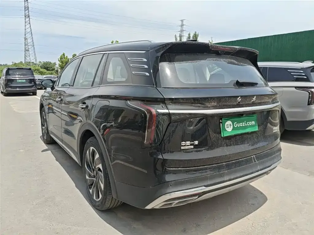 Hongqi HS7 PHEV — фото 2