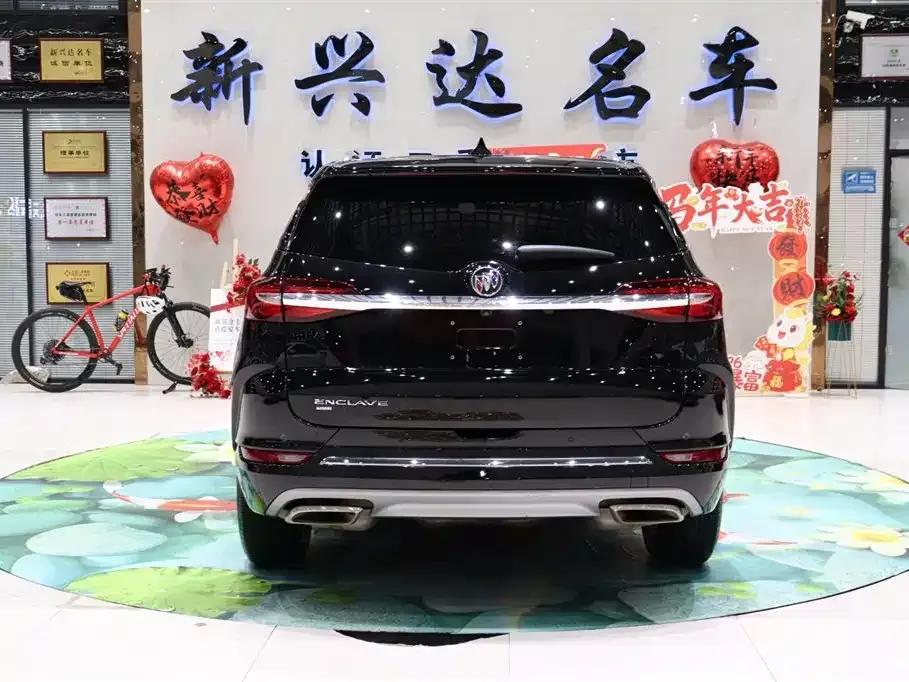 Buick Enclave — фото 10