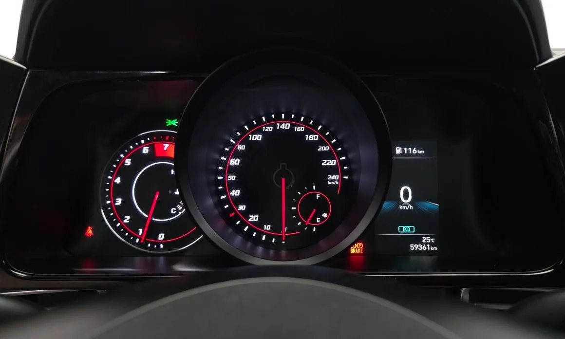 Hyundai AVANTE 2023 из KR, фото 3
