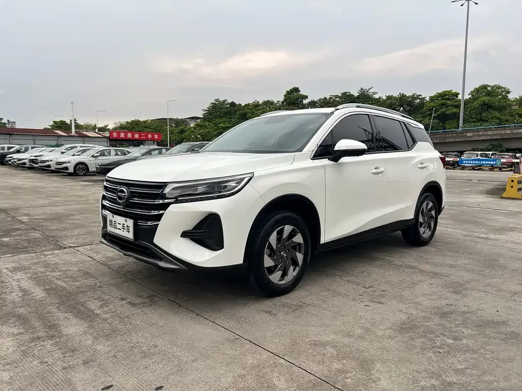 GAC Motor Trumpchi GS4