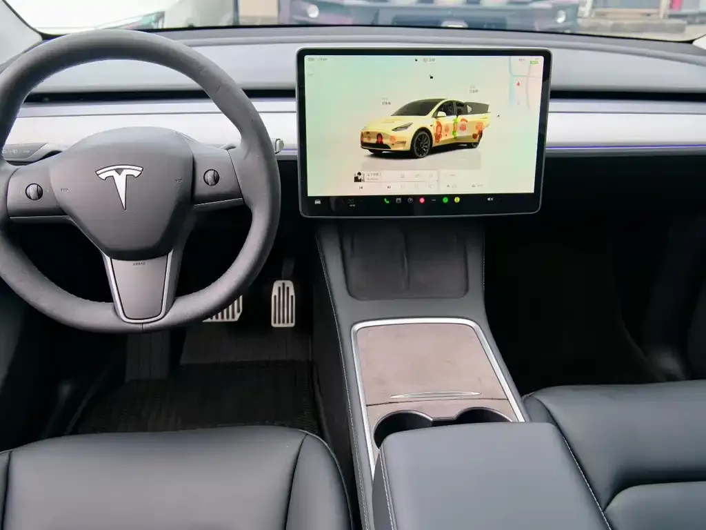 Tesla Model Y — фото 2
