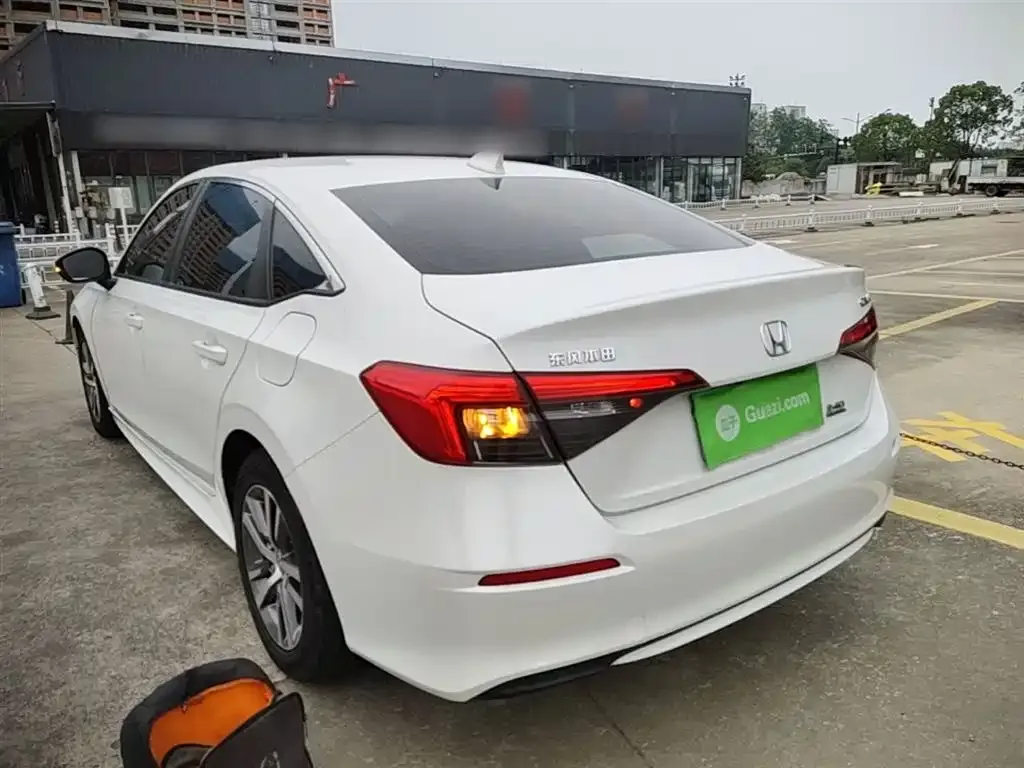 Honda Civic — фото 2